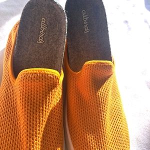 Allbirds Men musturd slip on sneakers Size 8 lux honey ( blizzard)